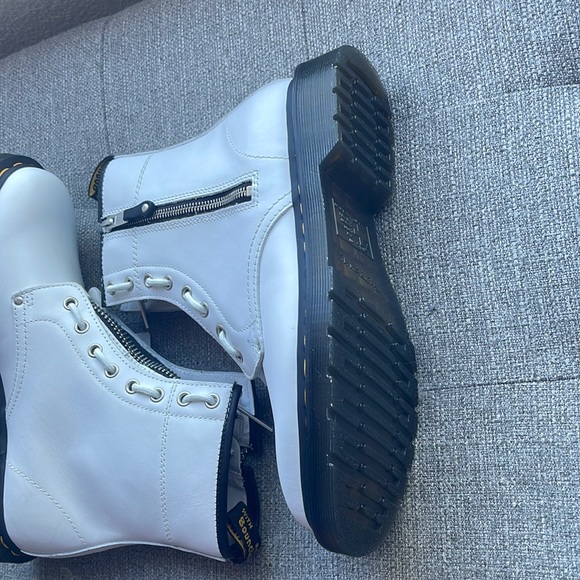 Dr. Martens 1460 Twin Zip White sendal Boot - Picture 7 of 10